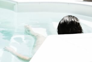 découvrez l'hydrothérapie du côlon : une méthode naturelle pour détoxifier l'organisme, améliorer le bien-être digestif et stimuler l'énergie. informations, bienfaits et conseils sur la colonic hydrotherapy.